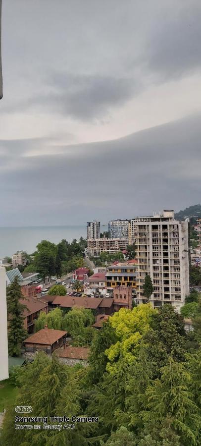 Ferienwohnung Студия Радуга У Моря Колхида Batumi Exterior foto